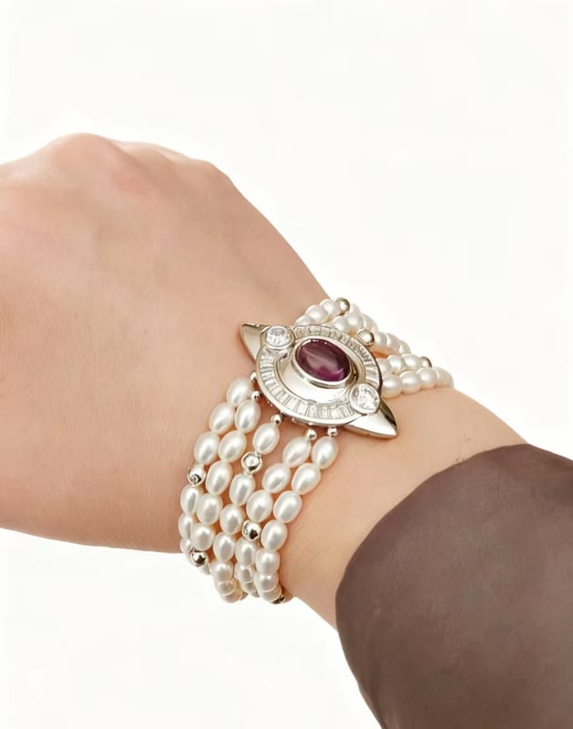 Spaceship Pearl Platinum Bracelet