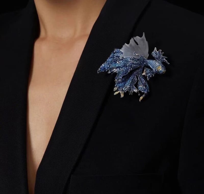 Fish diamond gem brooch