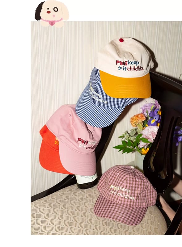Plaid peaked cap, outdoor stylish casual baseball cap for women