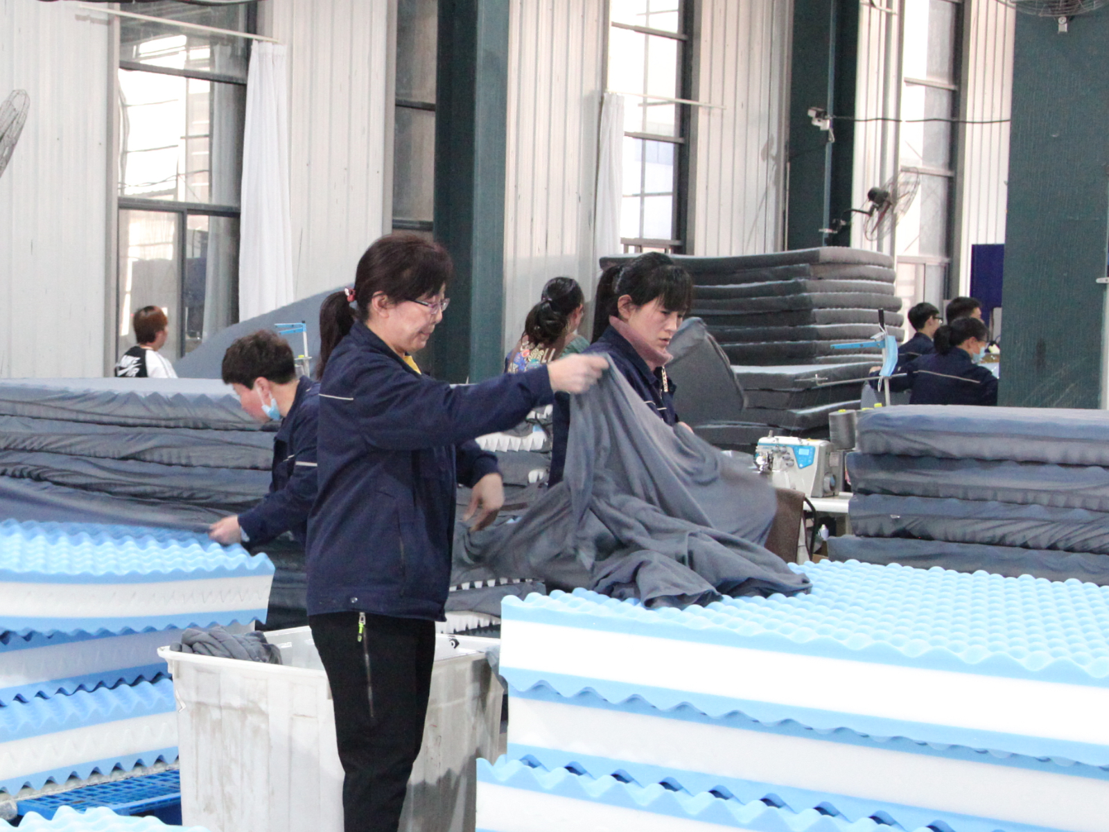 Foam Applications in Furniture and Design Flexibility