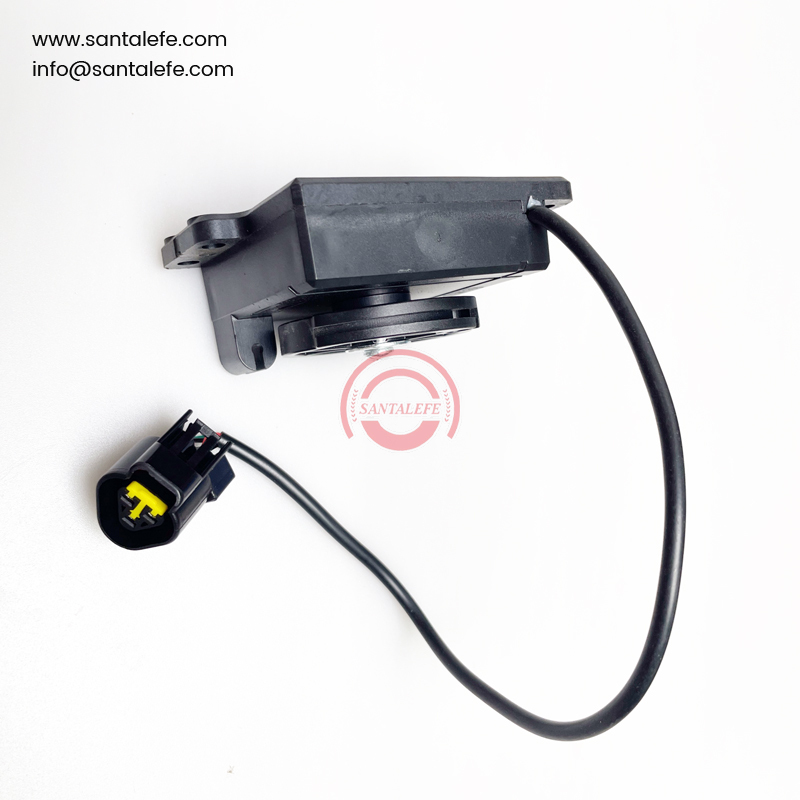 Electric vehicle modified handlebar central control cable accelerator