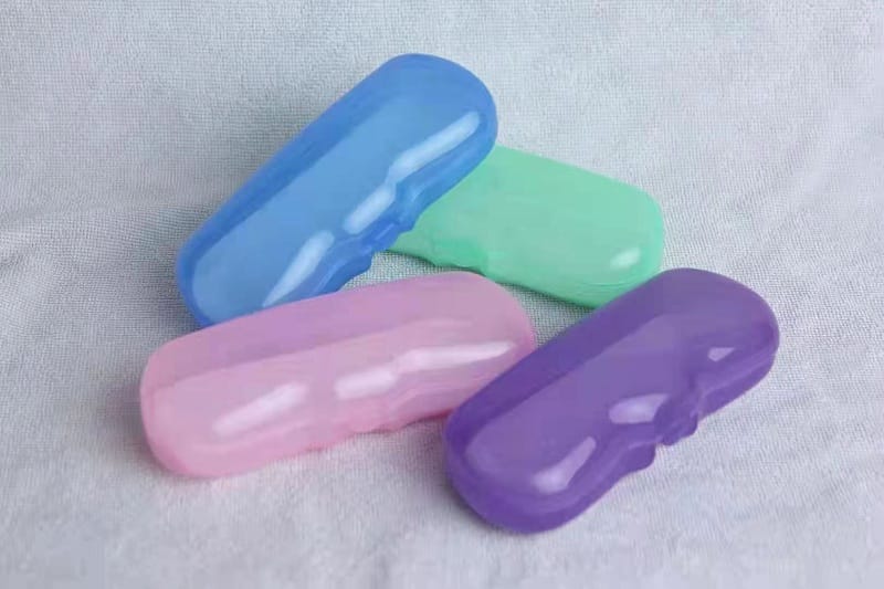 Plastic glasses case