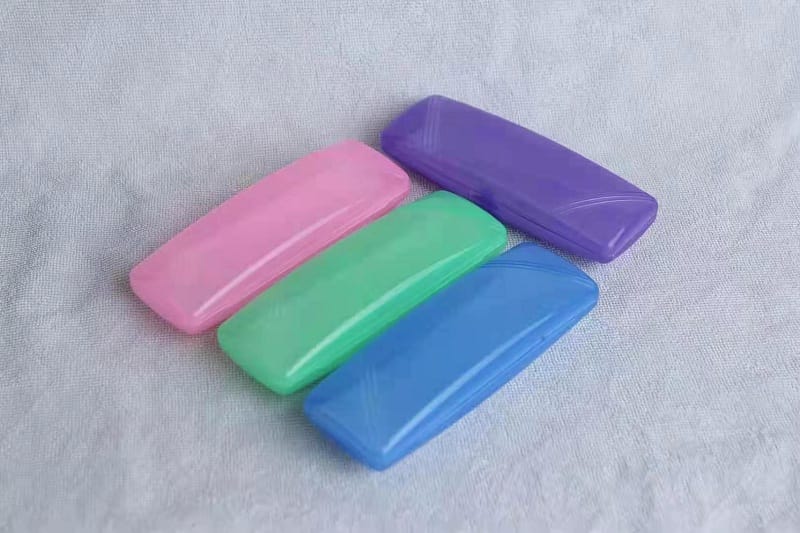 Plastic glasses case