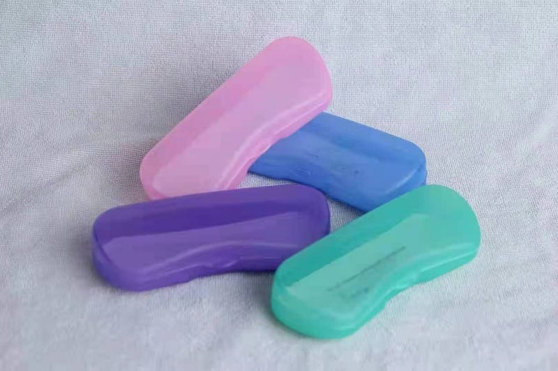 Plastic glasses case