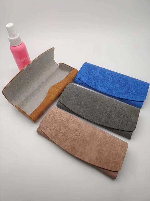 Glasses case