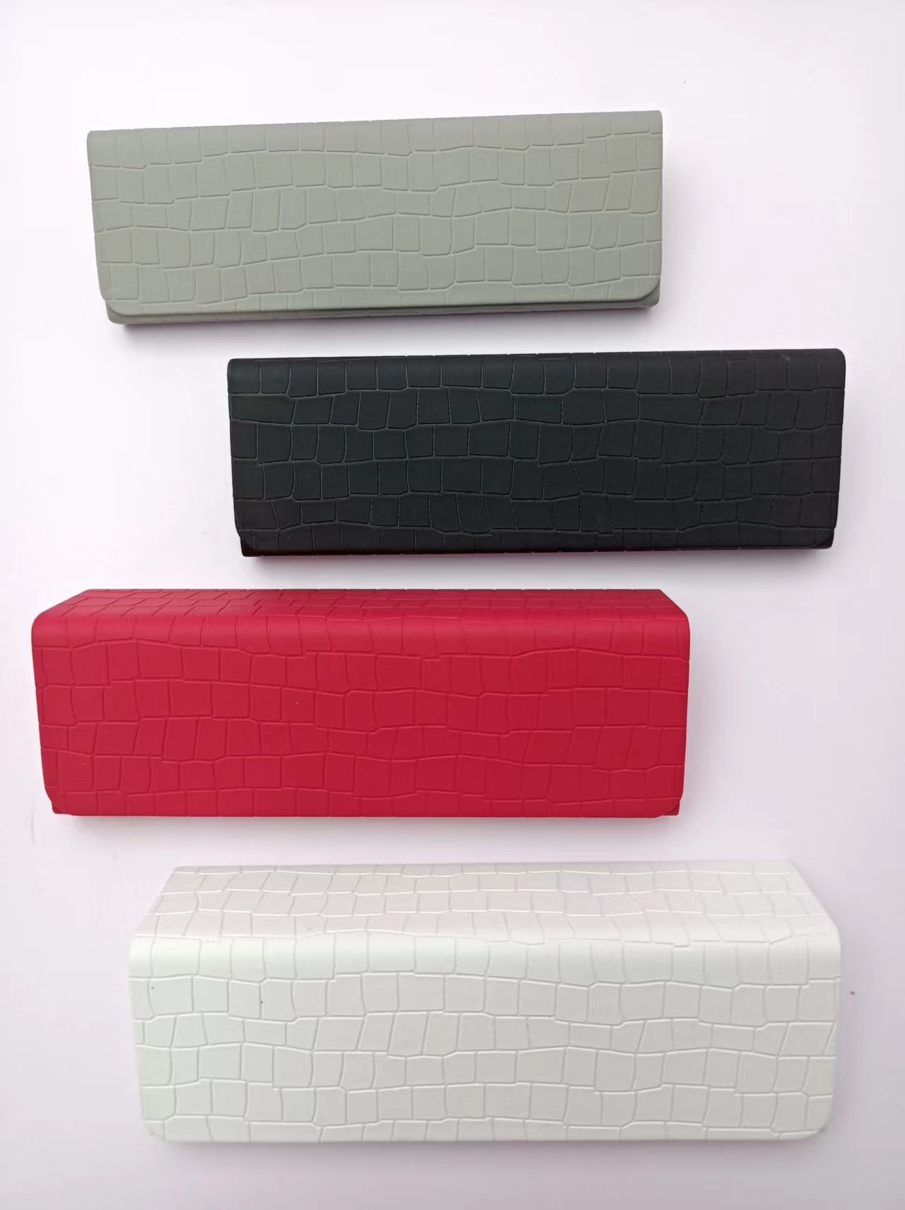 Hangmade glasses case