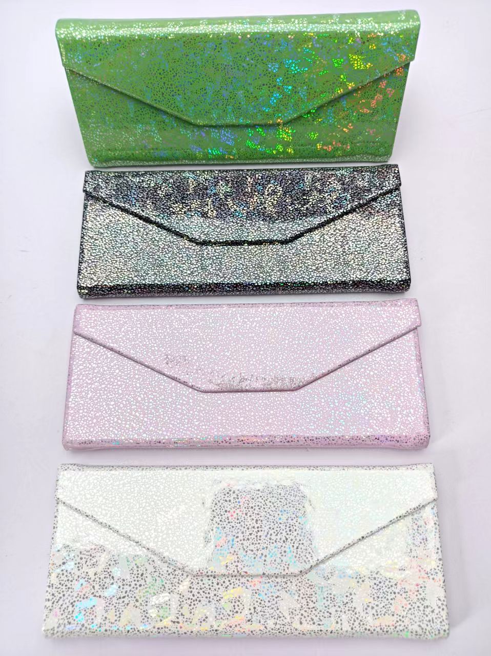 Folding glasses case