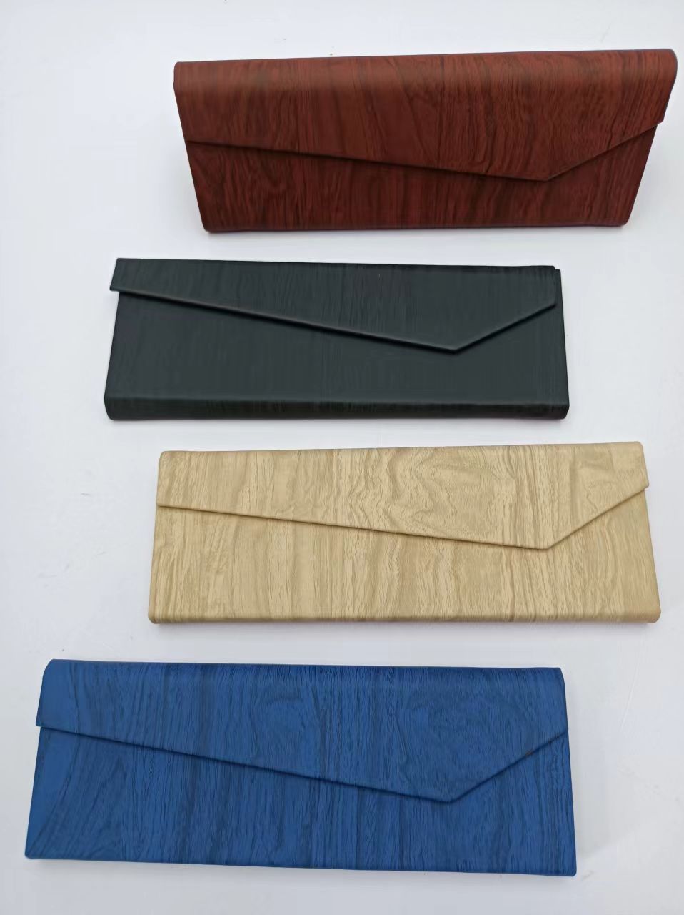 Folding glasses case