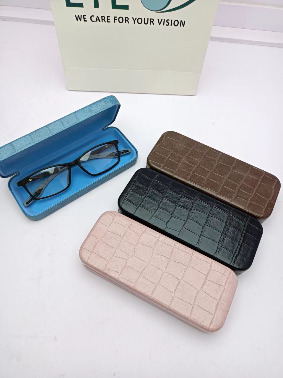 Hard case