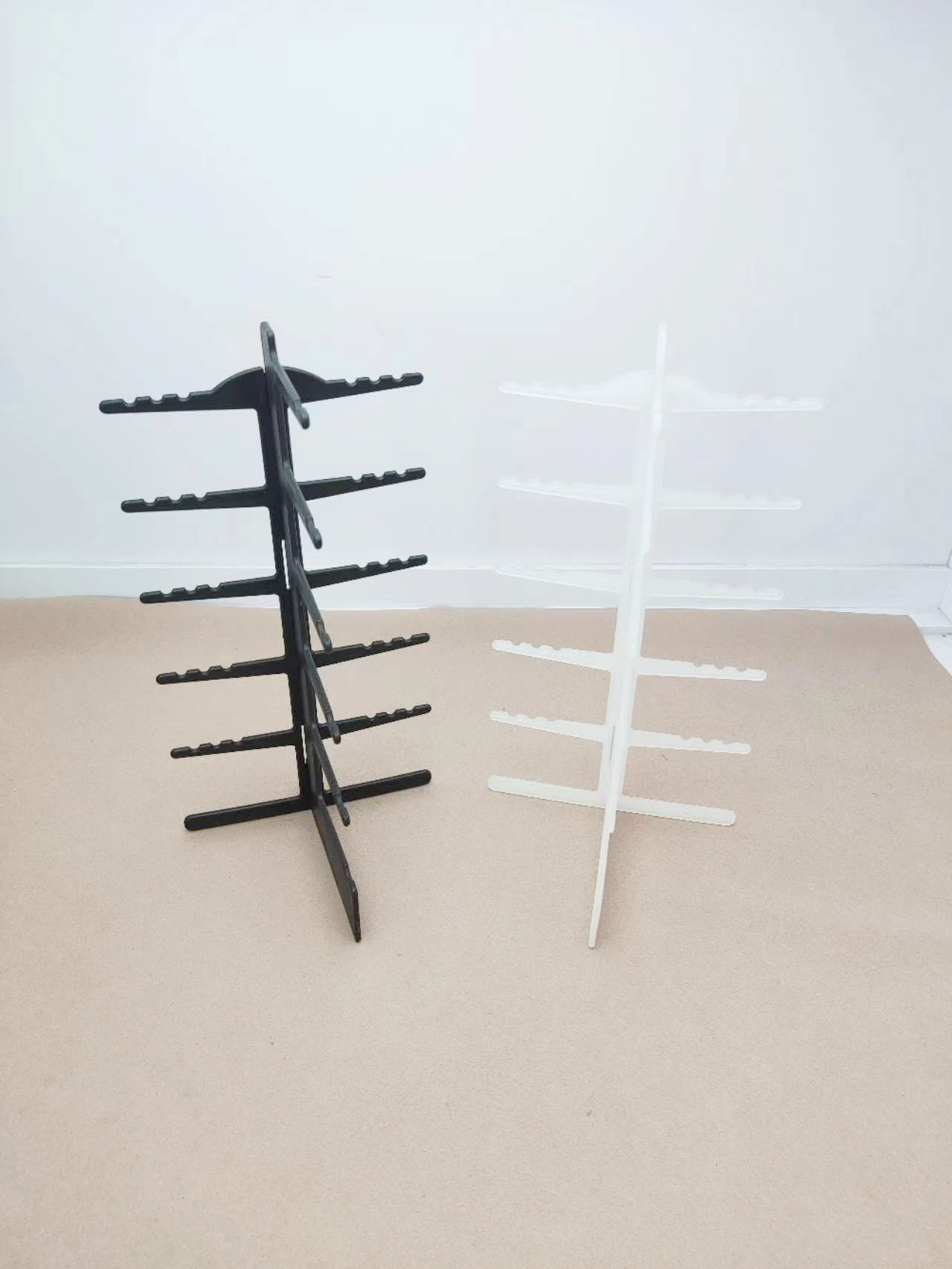 glasses display stand