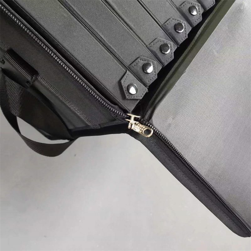 Tie box