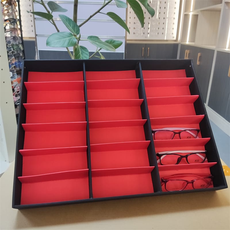 Glasses tray