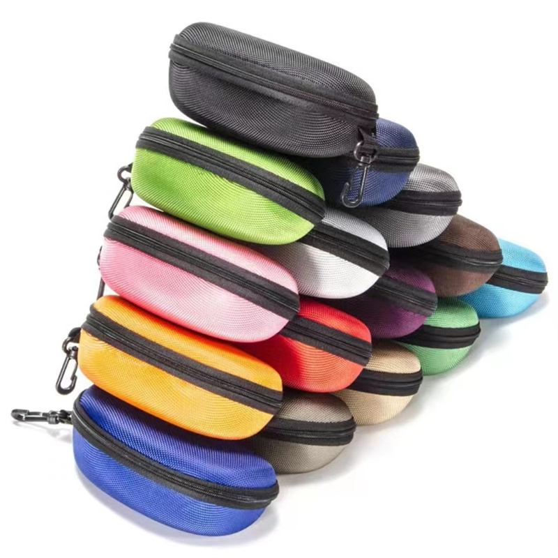 Zipper glasses case