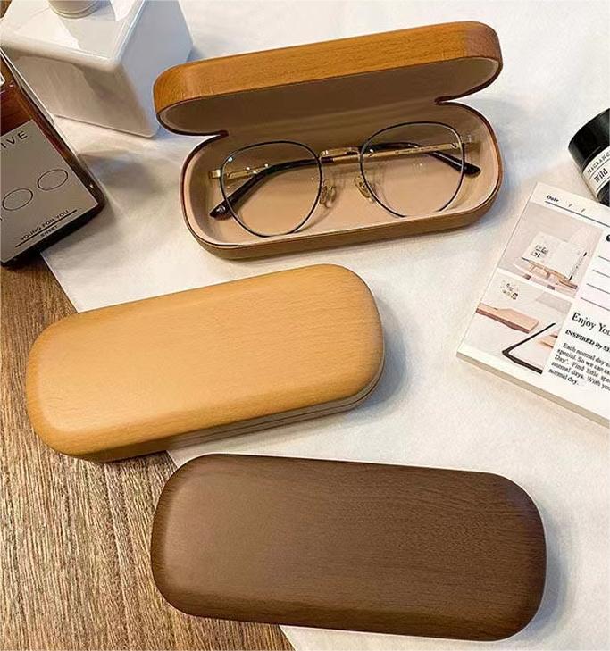 Glasses case