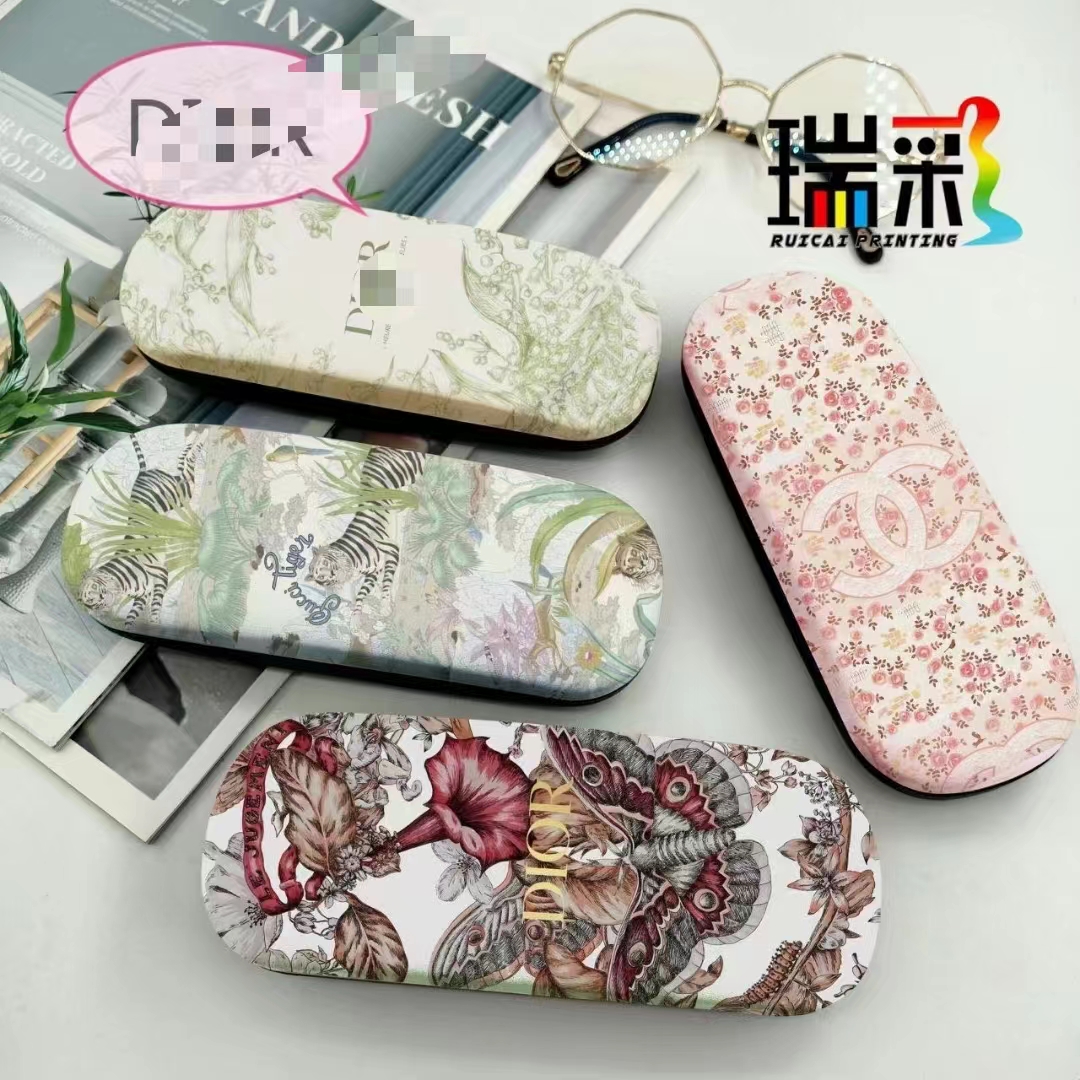 Glasses case