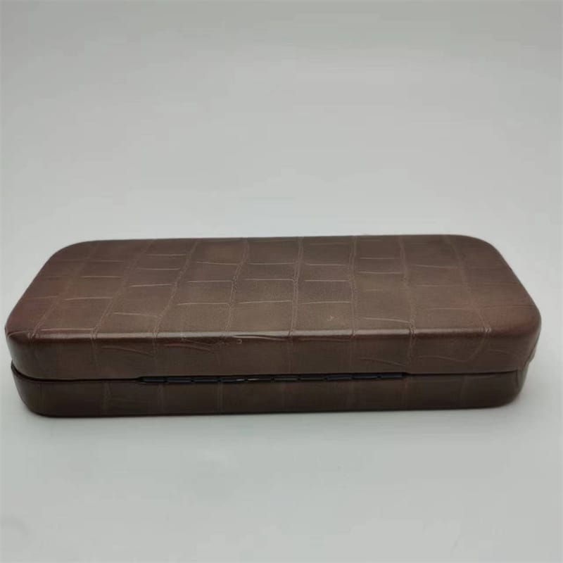 Hard case