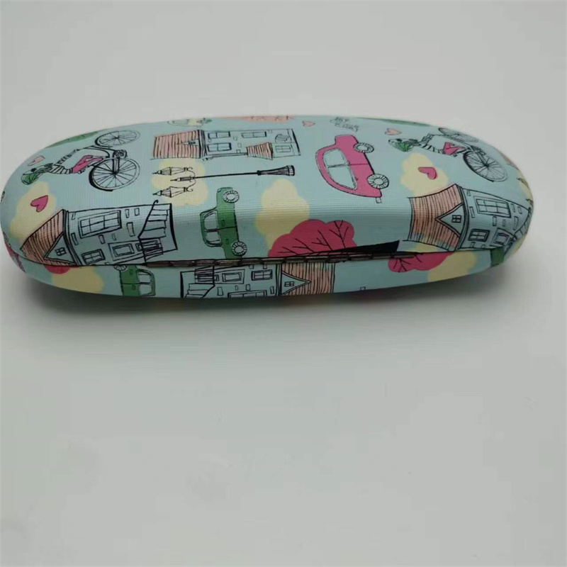 Glasses case