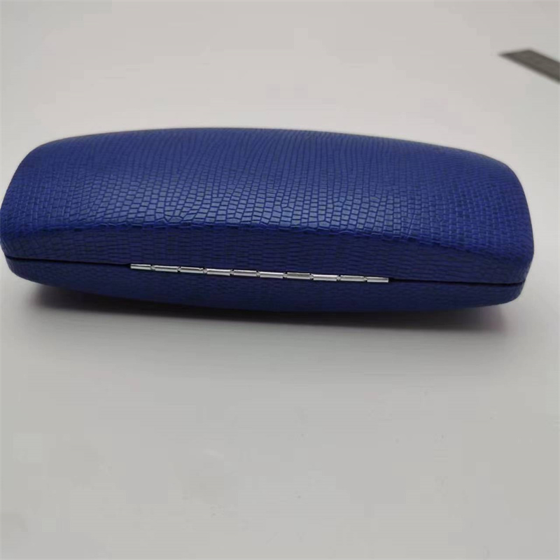 Hard case