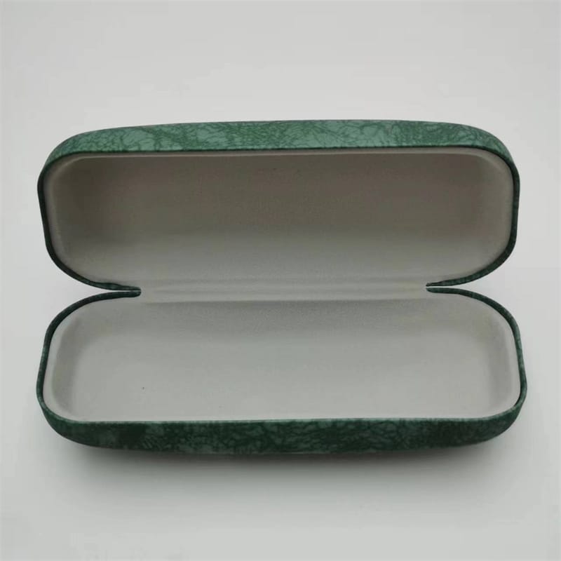 Iron Glasses  case