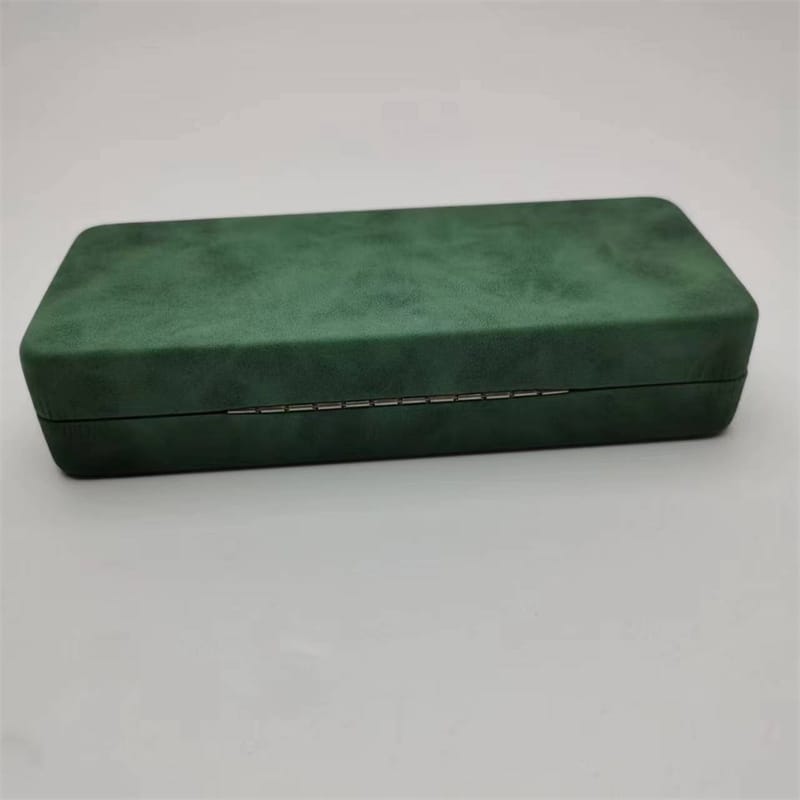 Hard case