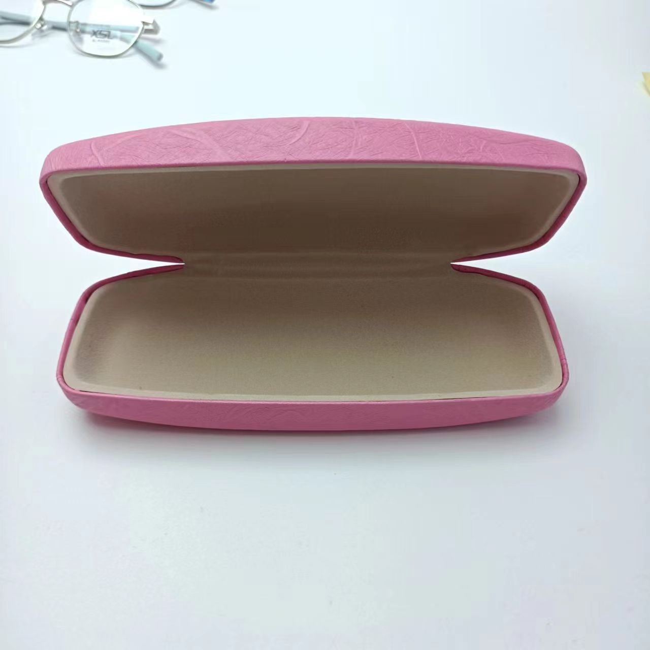 Glasses case