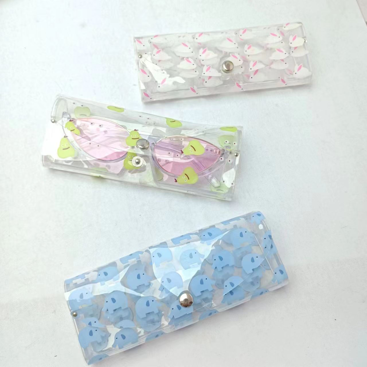 Plastic case（塑料盒）