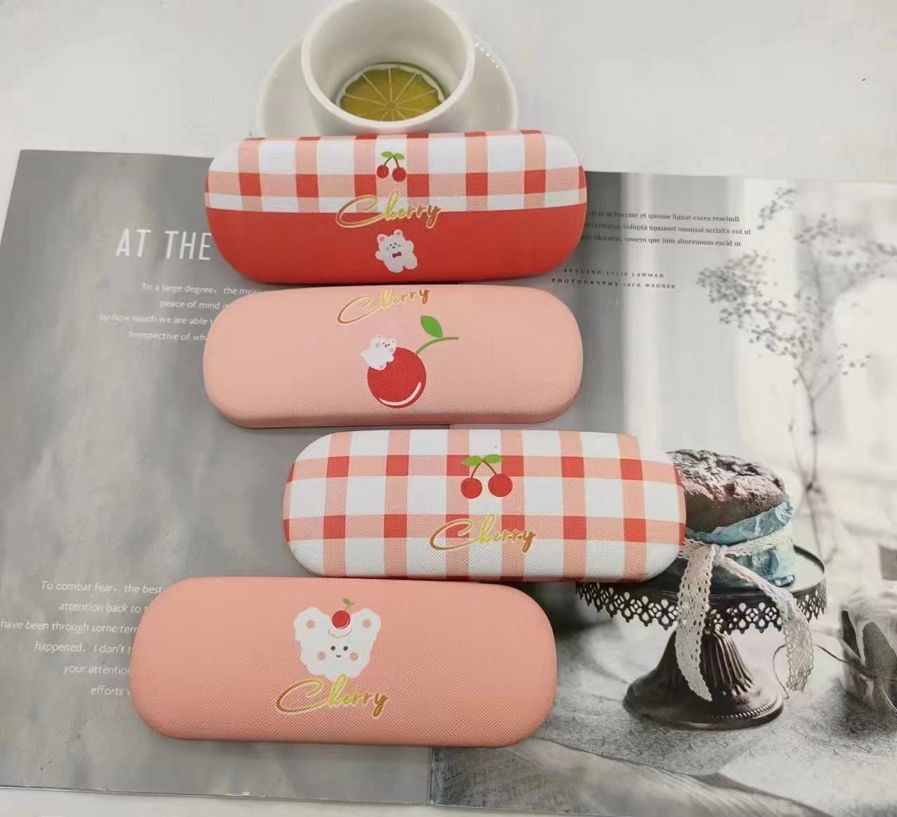 Iron Glasses  case