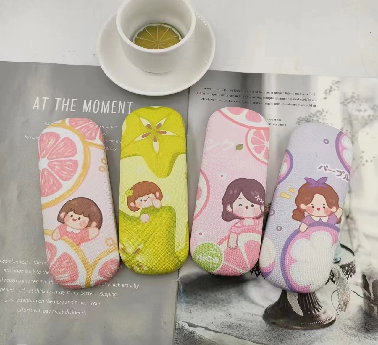 Iron Glasses  case