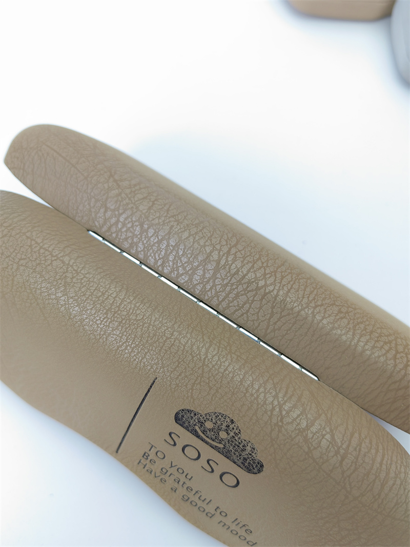 Iron Glasses  case
