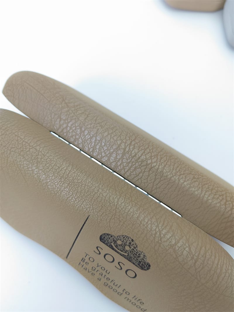 Iron Glasses  case