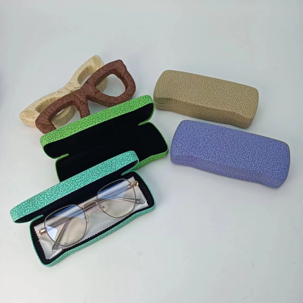 Glasses case