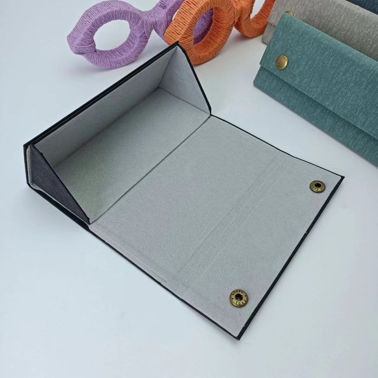 Handmade glasses case