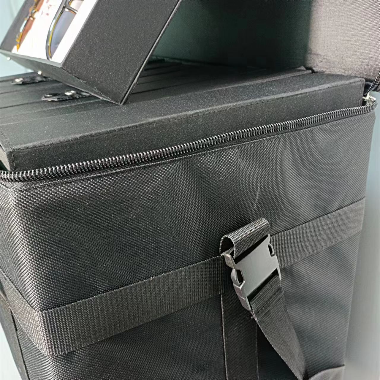 Trolley box