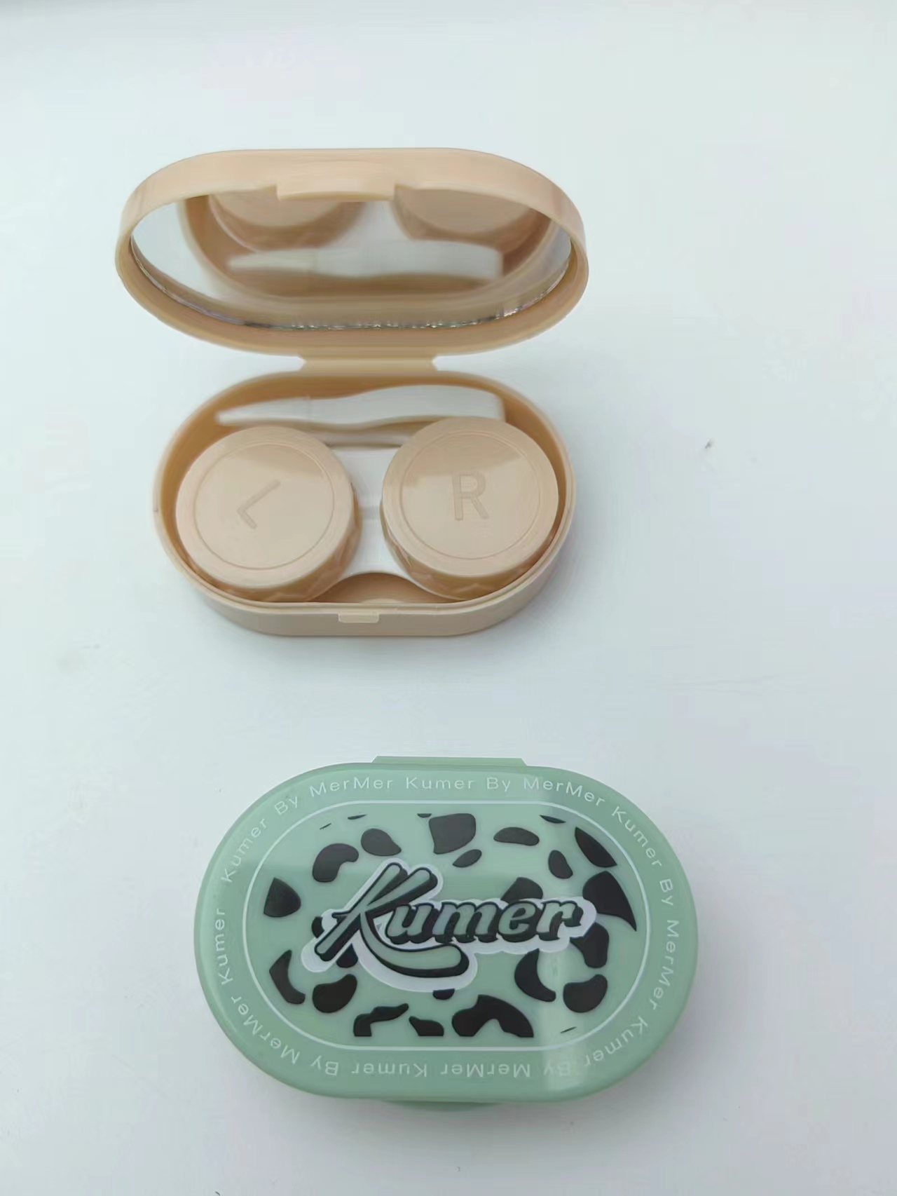 Contact lens case