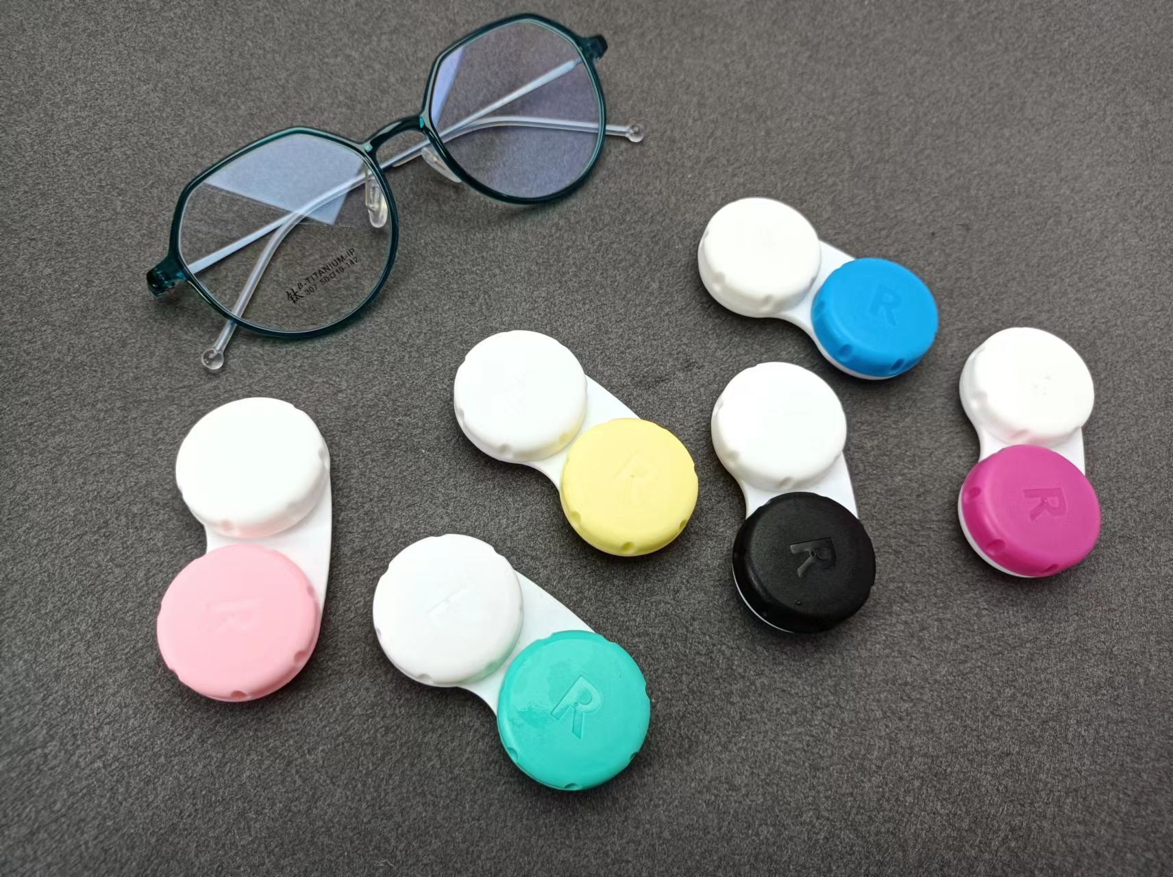 Contact lens case