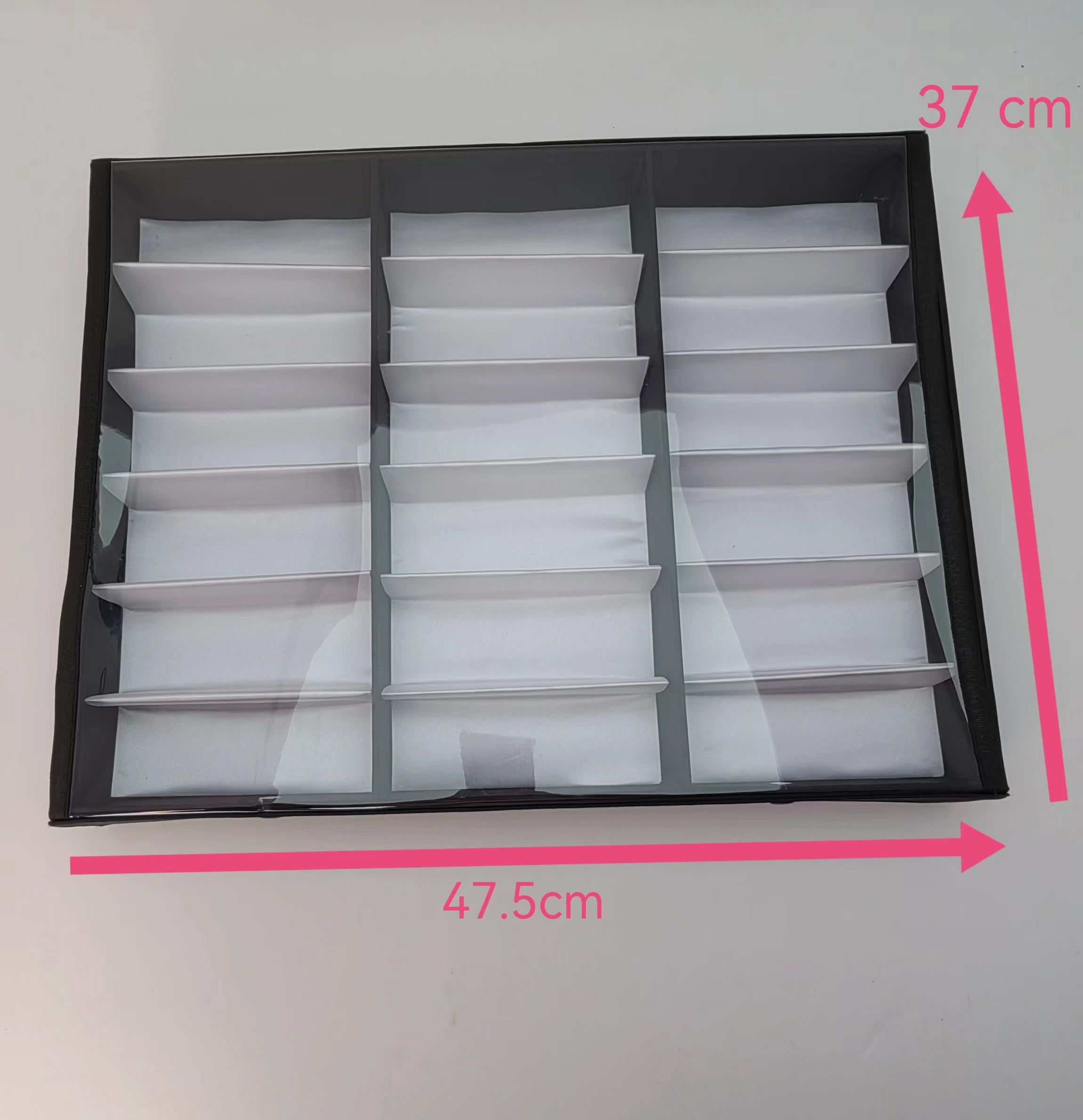Glasses tray