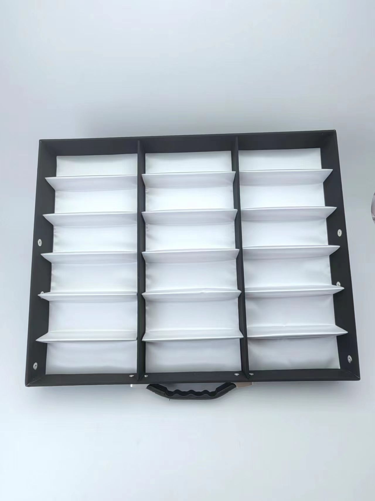 Glasses tray