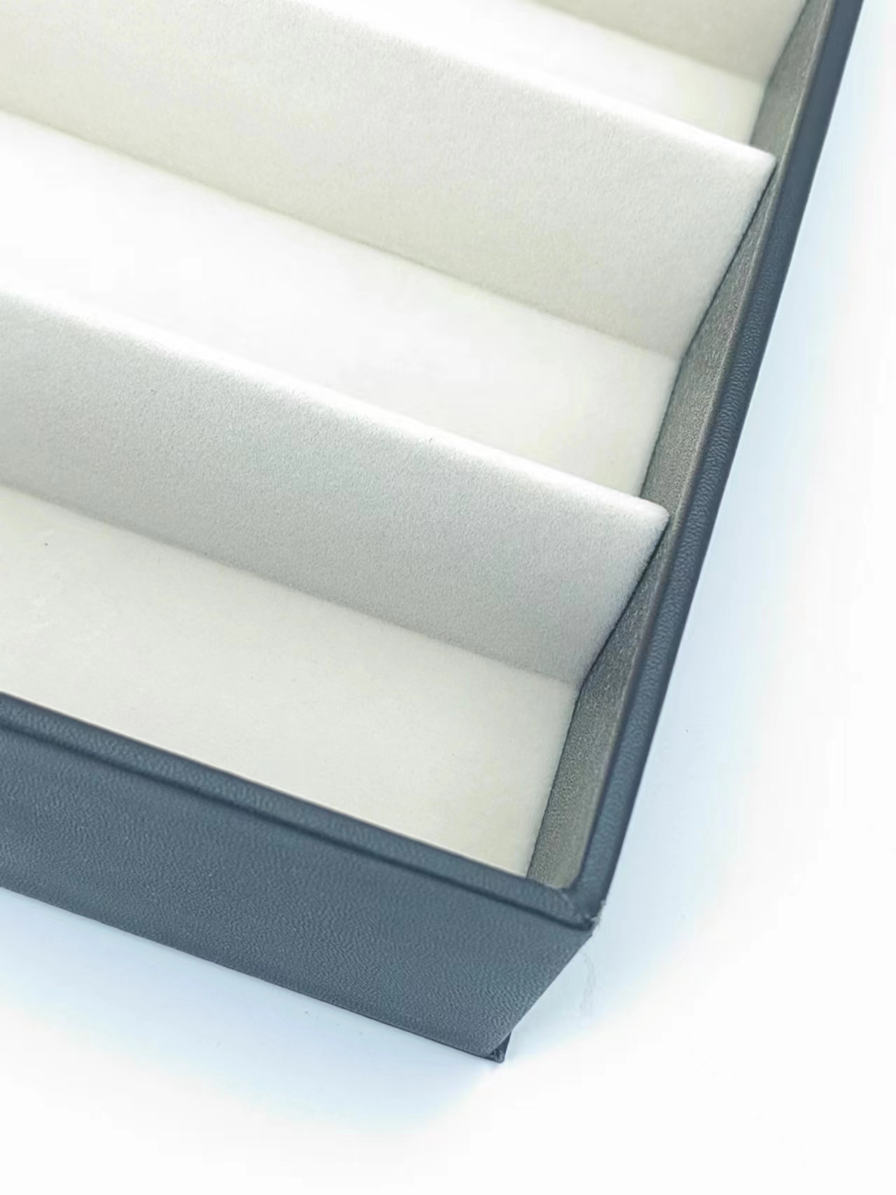 Glasses tray