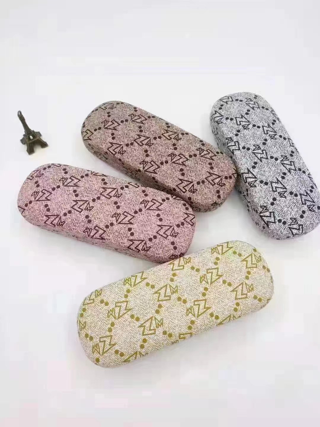 Iron Glasses case（铁盒）