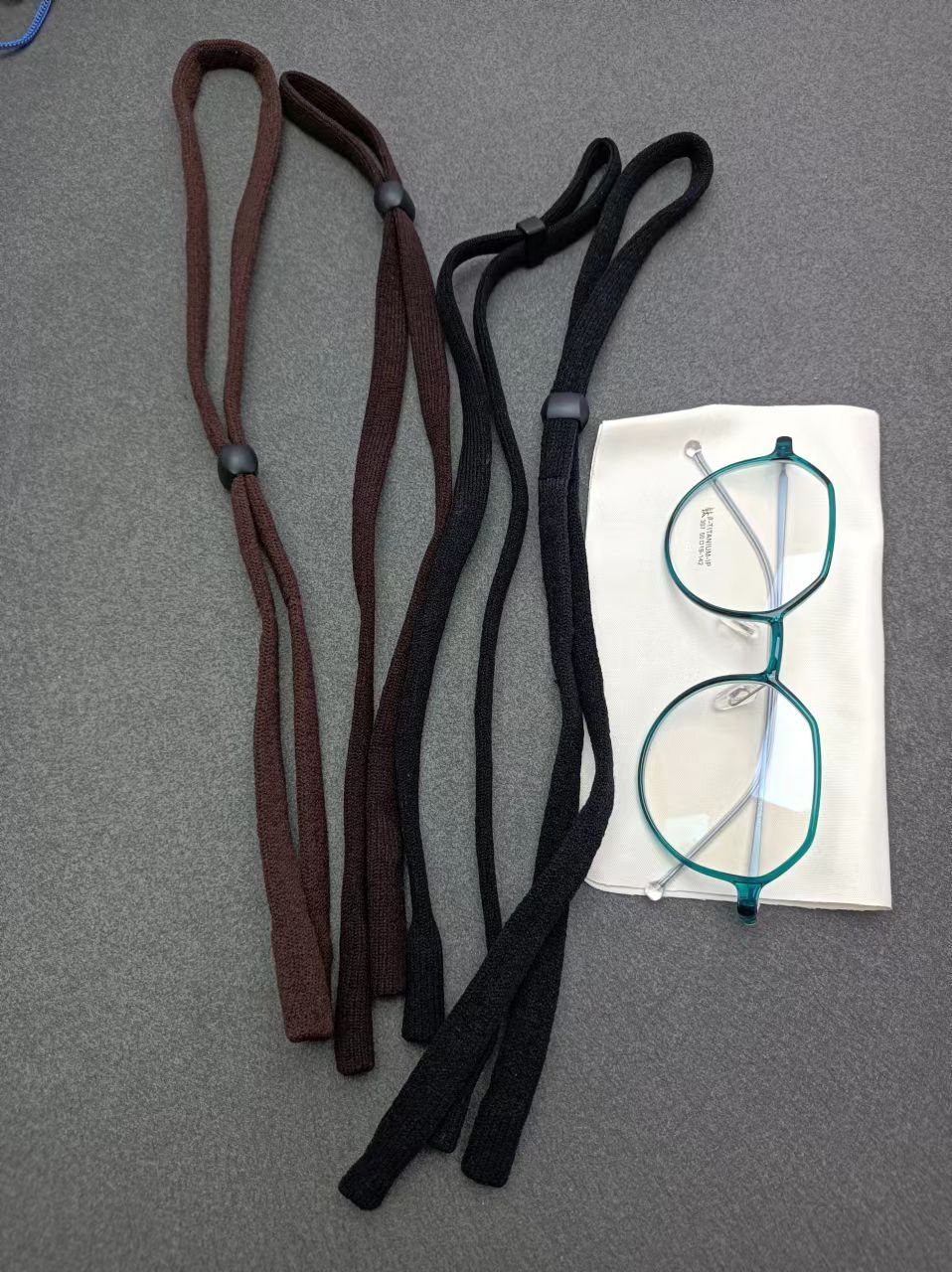 Glasses rope（弹力绳）