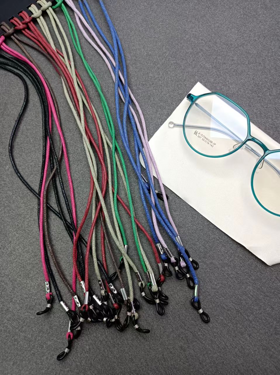 Glasses rope