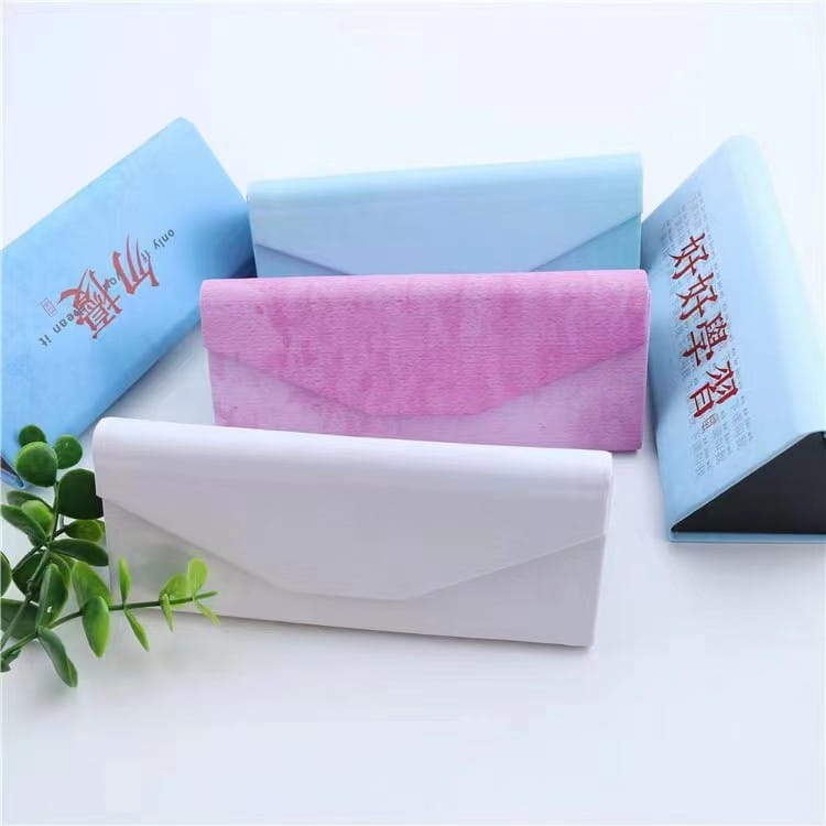 Folding case