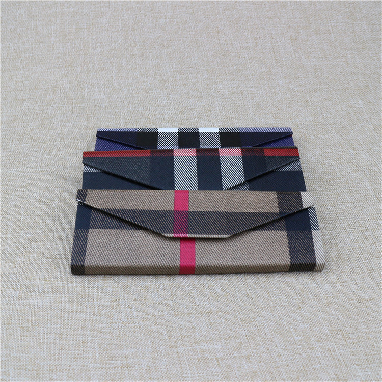 Folding case