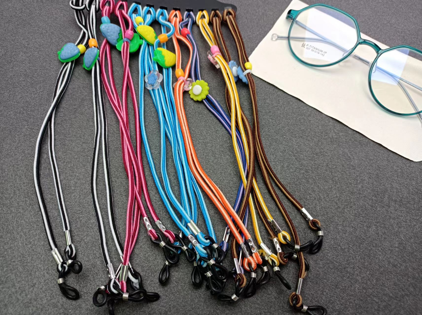 Glasses rope