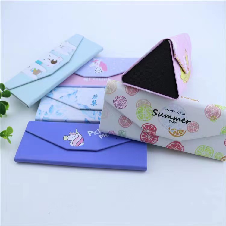Folding case