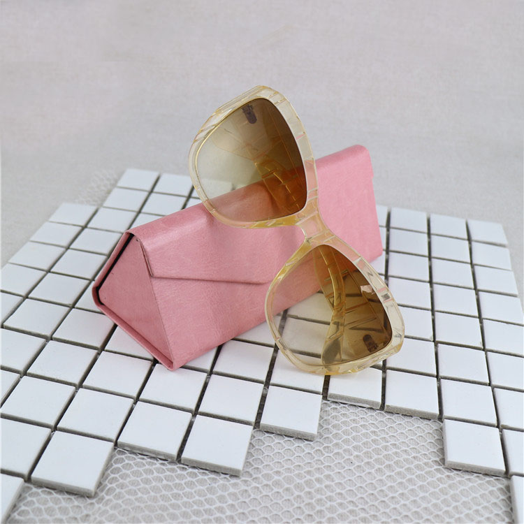 Folding case