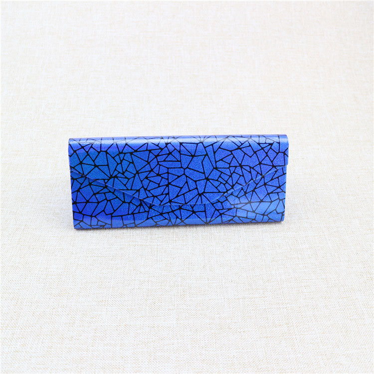 Folding case