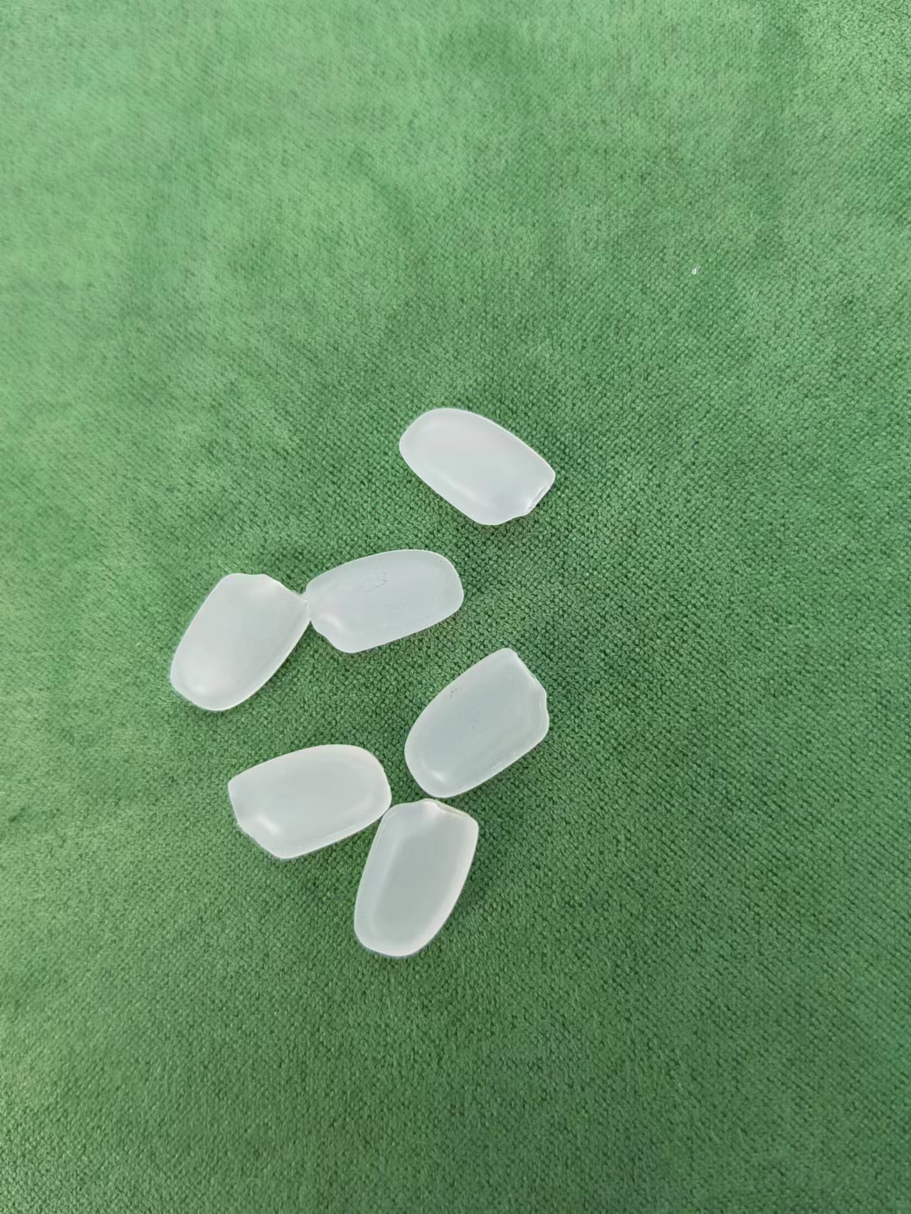 silicone anti-slip （硅胶防滑）
