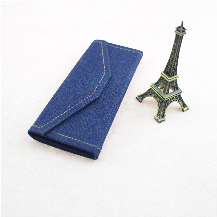 Folding case