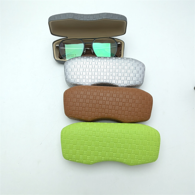 Hard case